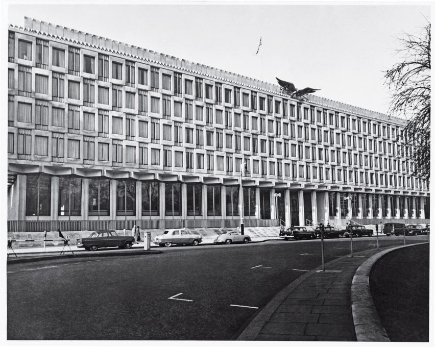 Saarinen Embassy in London